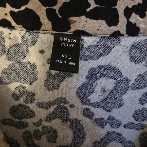 NWOT Shein Leopard Print and Black Dress With Button Accent 4X - Picture 5 of 7
